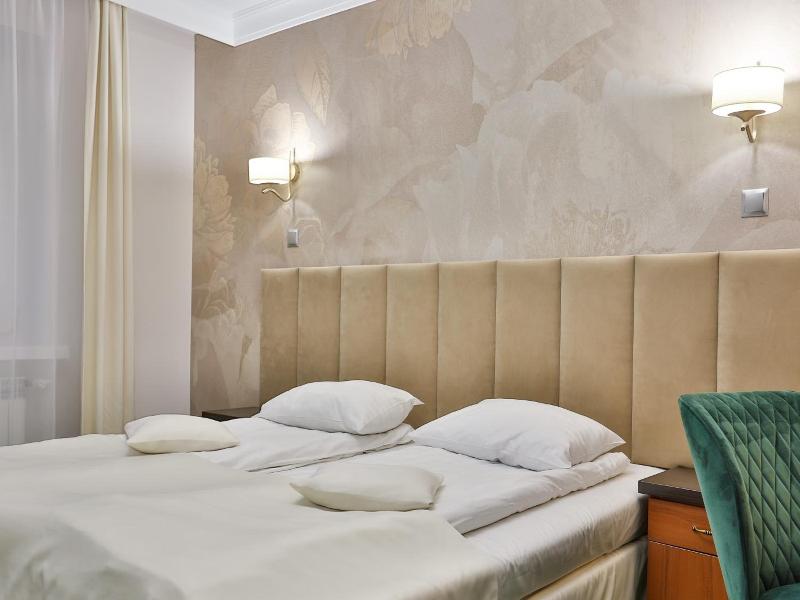 Hotel Wiosna image