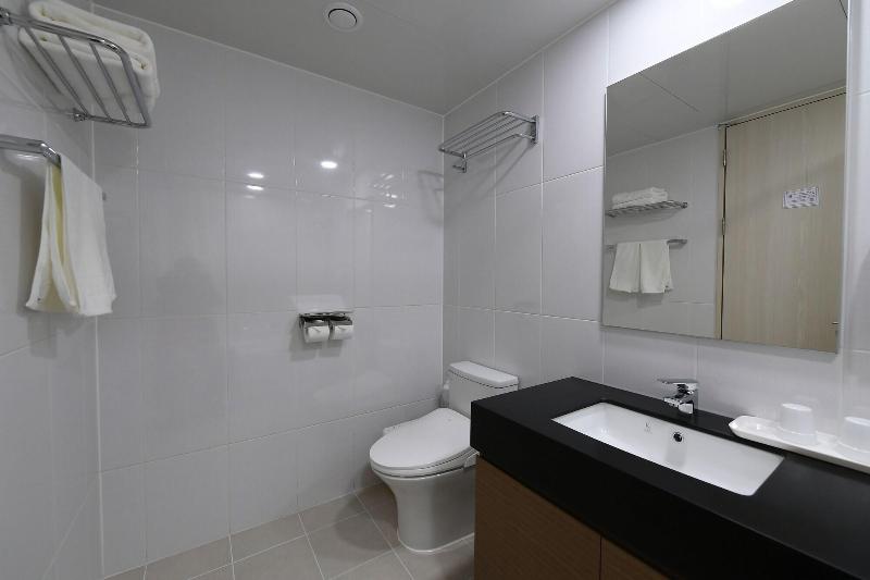 Toyoko Inn Changwon image