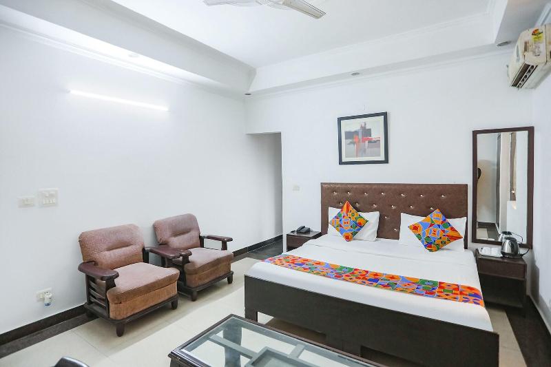 Fabhotel F9 H Block Sector 51 image