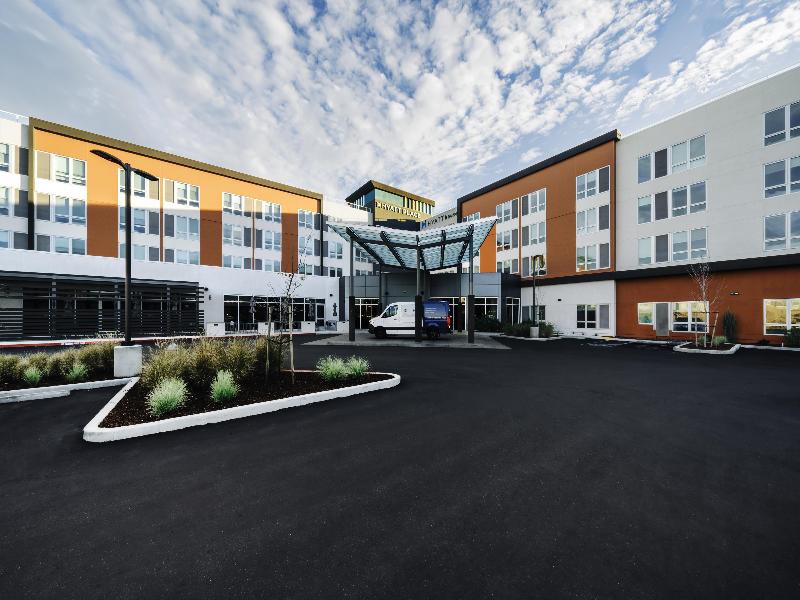 Hyatt Place Sacramento International Airport image