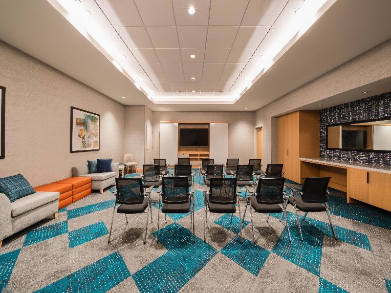 Hyatt Place Sacramento International Airport image