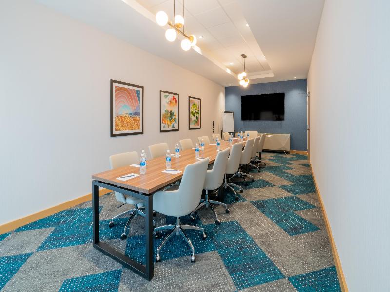 Hyatt Place Sacramento International Airport image