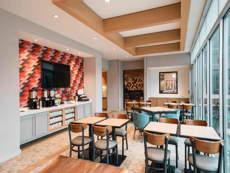 Hyatt Place Sacramento International Airport image