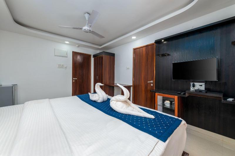 W S Beach Resort Spa image