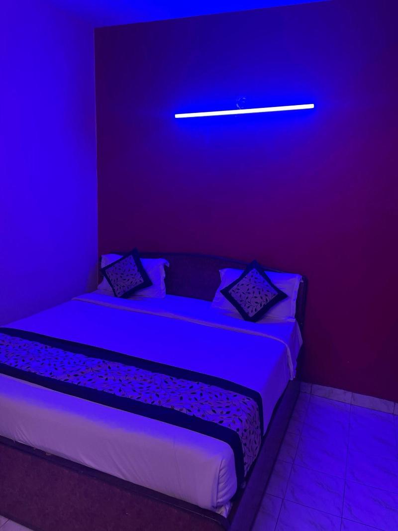 Hotel Armani image