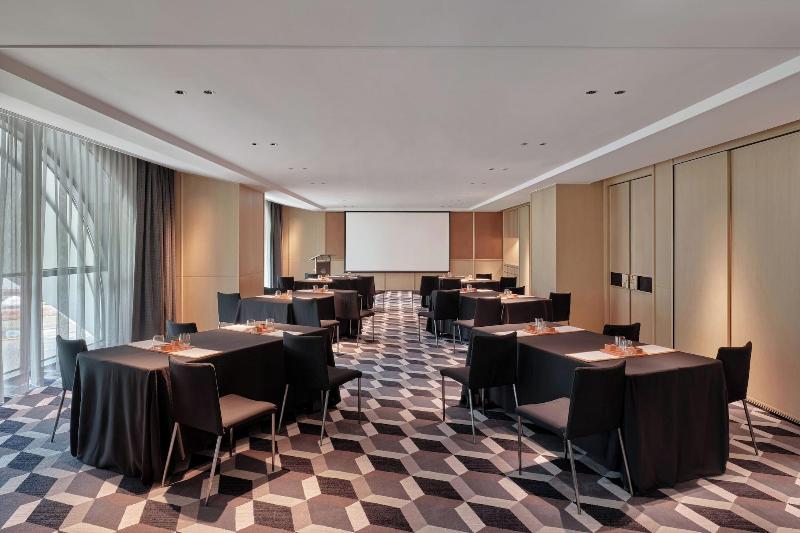 Hyatt Centric Zhongshan Park Shanghai image