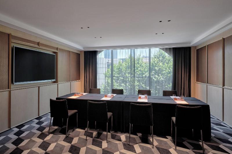 Hyatt Centric Zhongshan Park Shanghai image