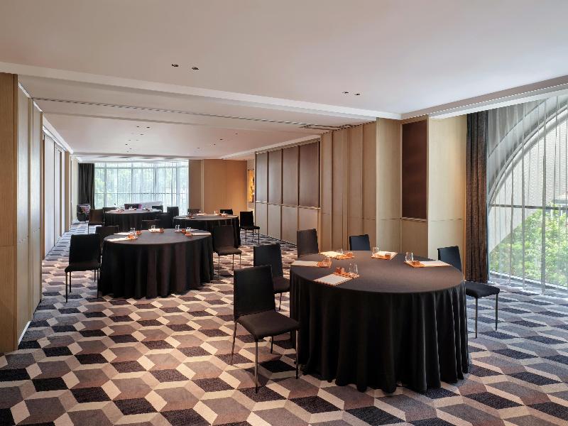 Hyatt Centric Zhongshan Park Shanghai image