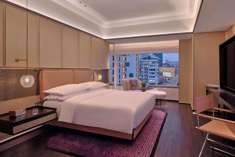 Hyatt Centric Zhongshan Park Shanghai image