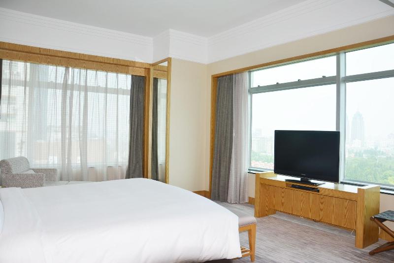 Hyatt Centric Zhongshan Park Shanghai image