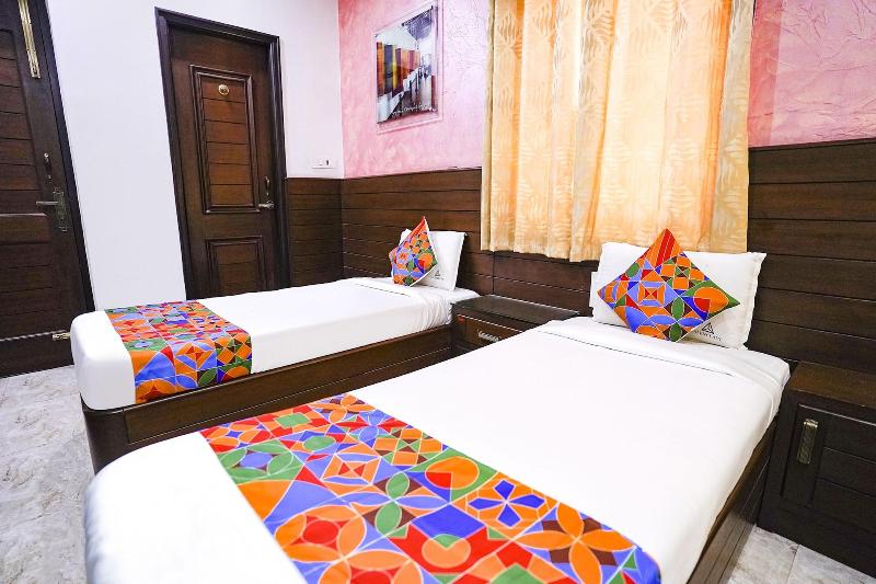 Fabhotel Sai Residency image