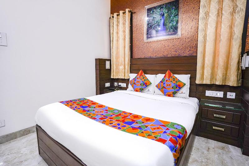 Fabhotel Sai Residency image
