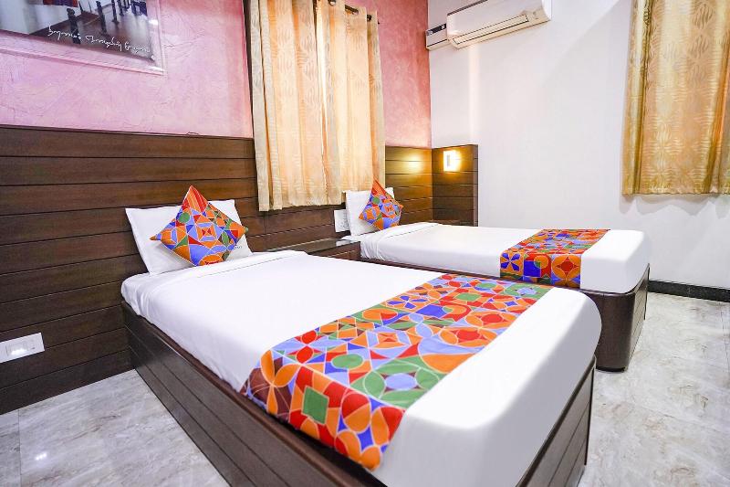 Fabhotel Sai Residency image