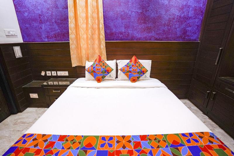Fabhotel Sai Residency image