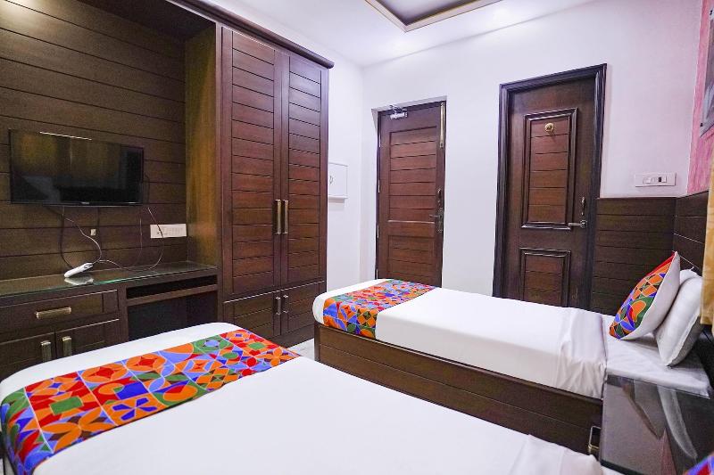 Fabhotel Sai Residency image