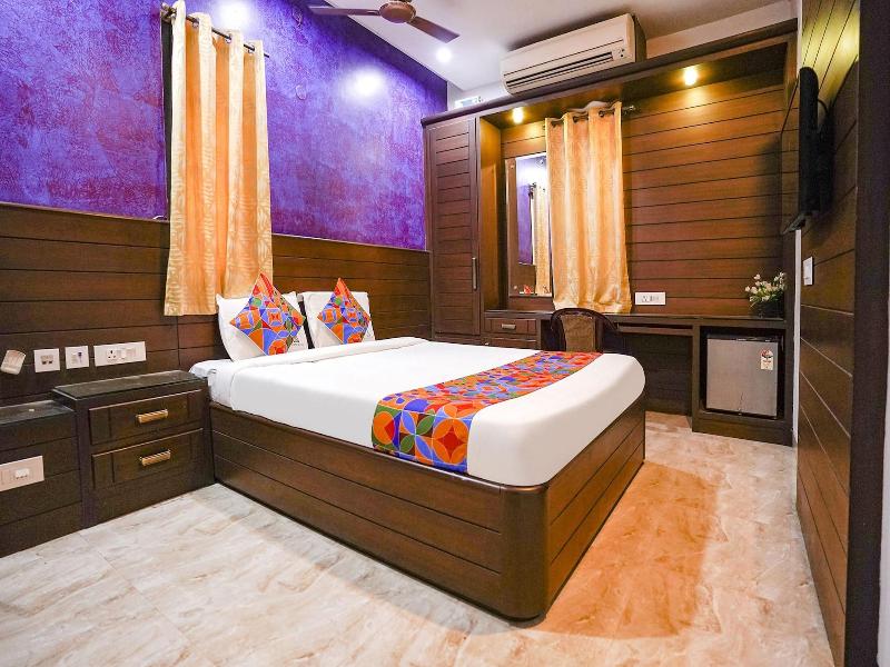 Fabhotel Sai Residency image
