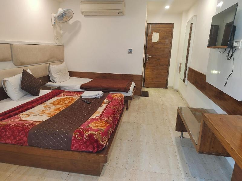 Hotel Le Cashew By A1rooms image