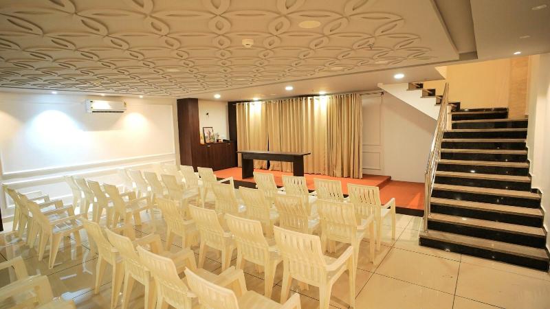 Shrigo Hotel Rudra Palace image