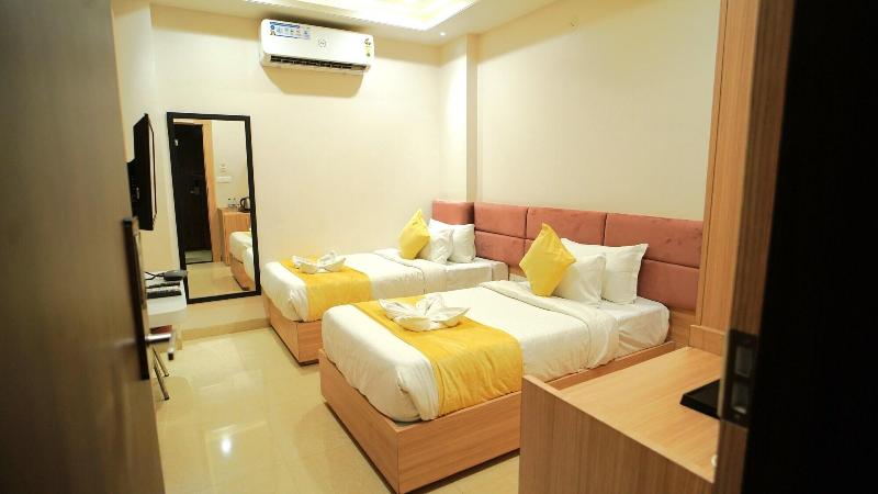 Shrigo Hotel Rudra Palace image