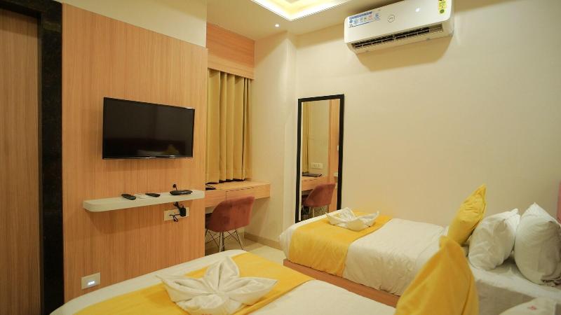 Shrigo Hotel Rudra Palace image