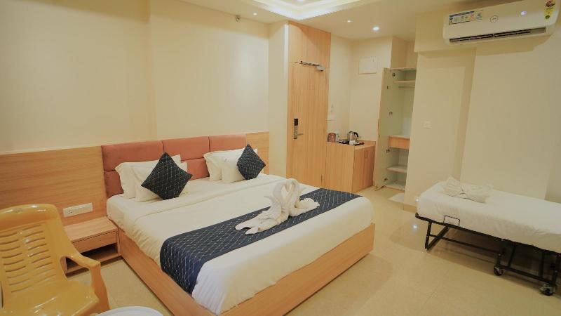 Shrigo Hotel Rudra Palace image