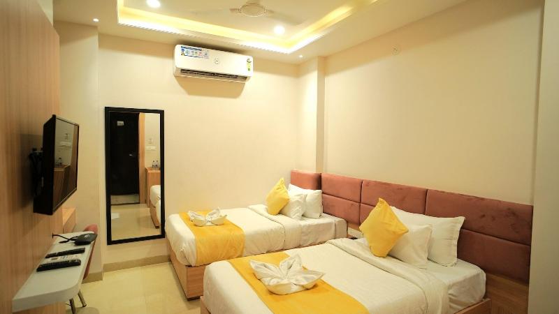 Shrigo Hotel Rudra Palace image
