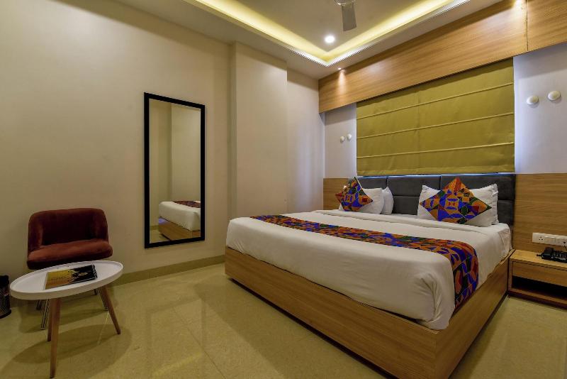 Shrigo Hotel Rudra Palace image