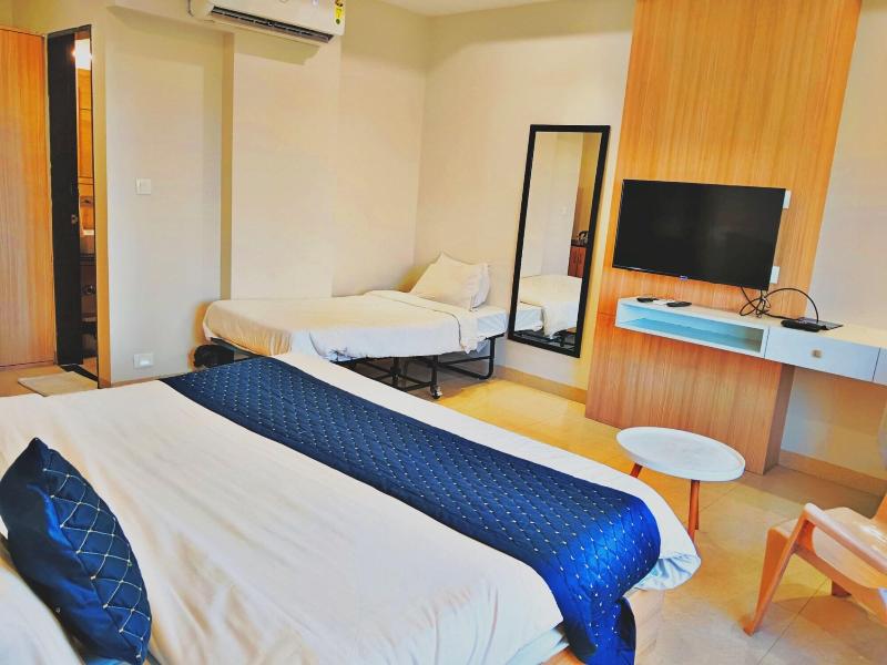 Shrigo Hotel Rudra Palace image
