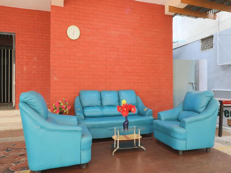 Green Tree Hotel image