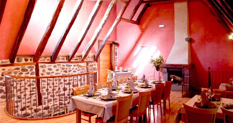 Hotel Du Midi Pierrefort image