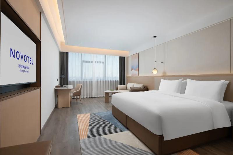 Novotel Jiaxing Port Area image