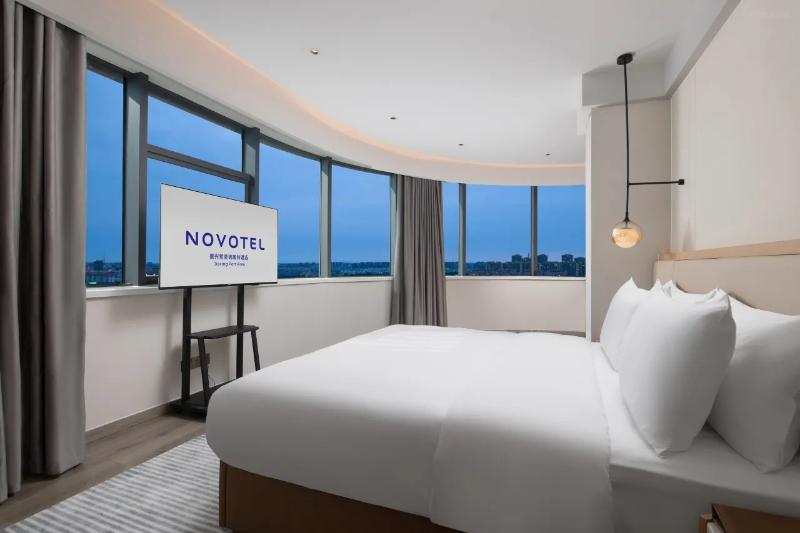 Novotel Jiaxing Port Area image