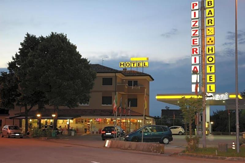 Hotel Da Angela image