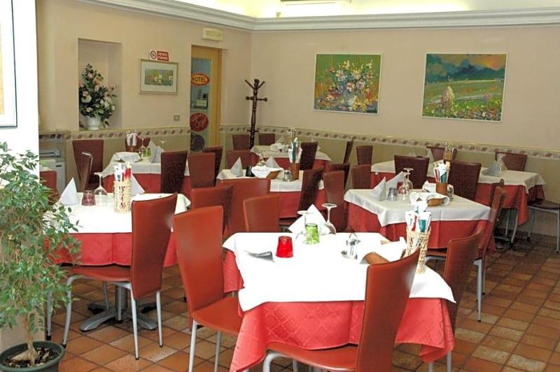Hotel Da Angela image
