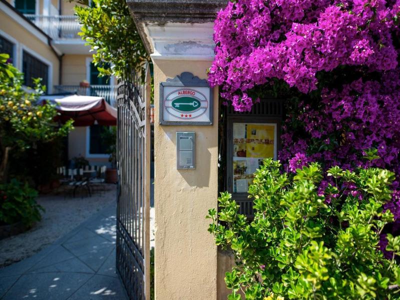 Hotel Miranda image