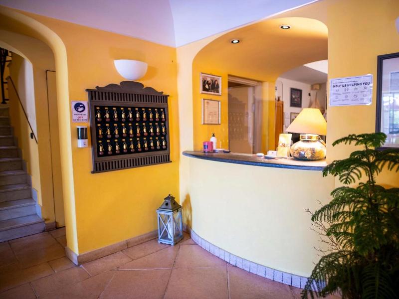 Hotel Miranda image