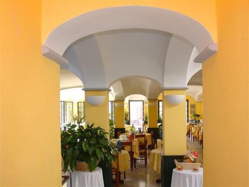 Hotel Miranda image