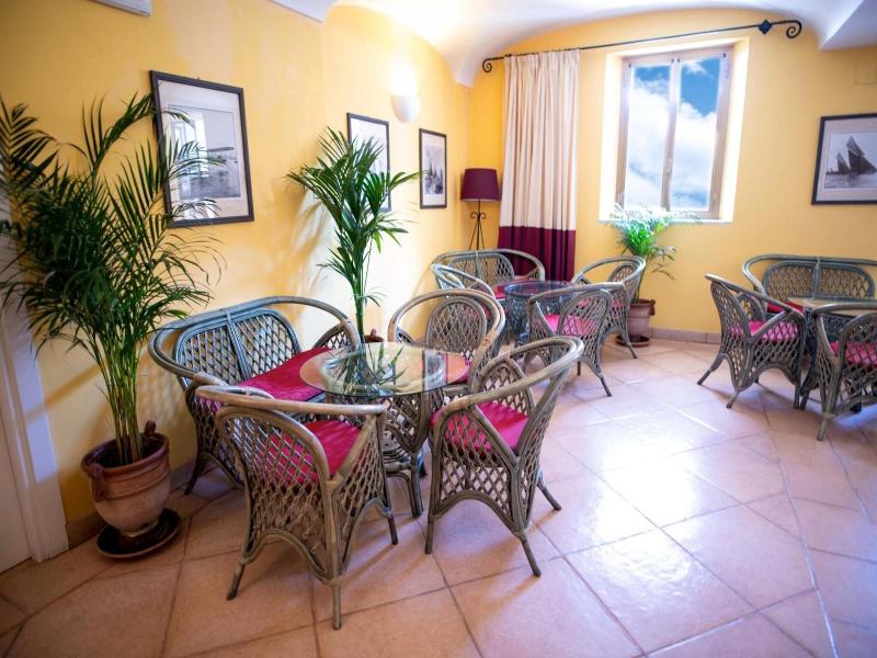 Hotel Miranda image