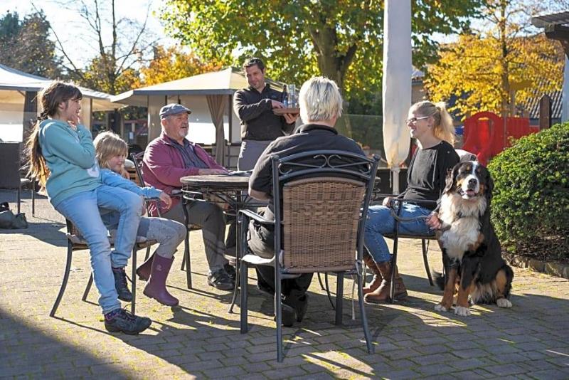 Landhotel Restaurant Beckmann image