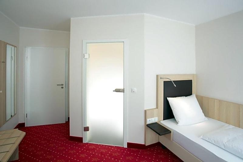 Hotel Zur Schlovu Schenke image