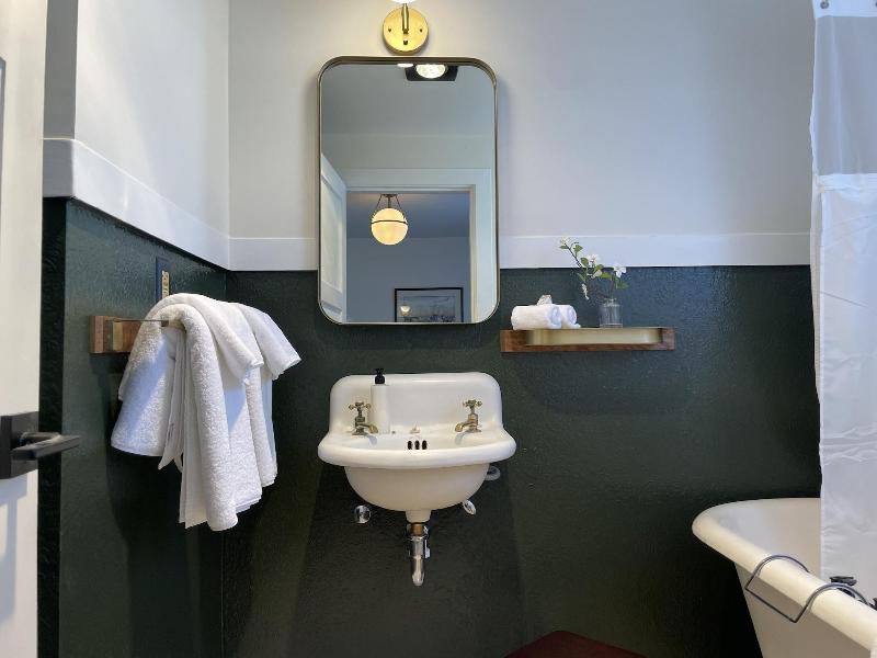 Scotia Lodge image