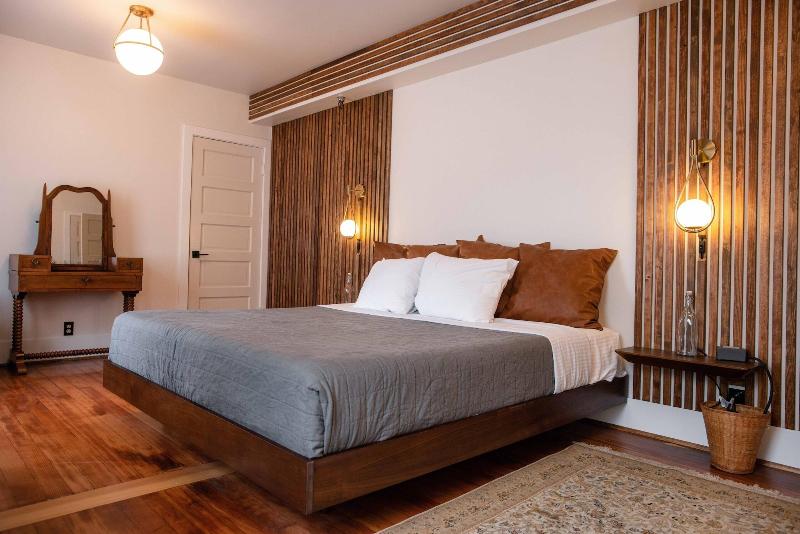 Scotia Lodge image