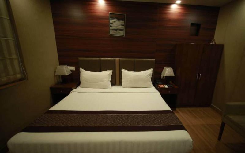 Hotel Comfotel image