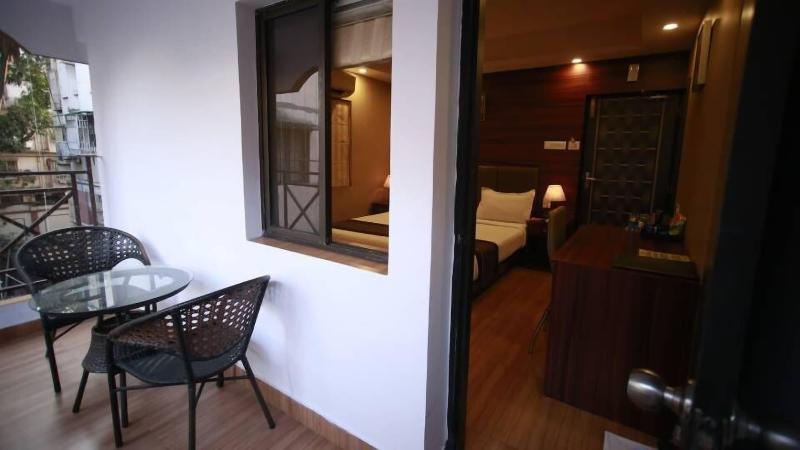 Hotel Comfotel image