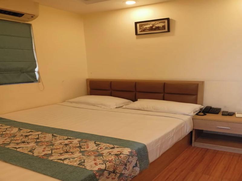 Hotel Comfotel image
