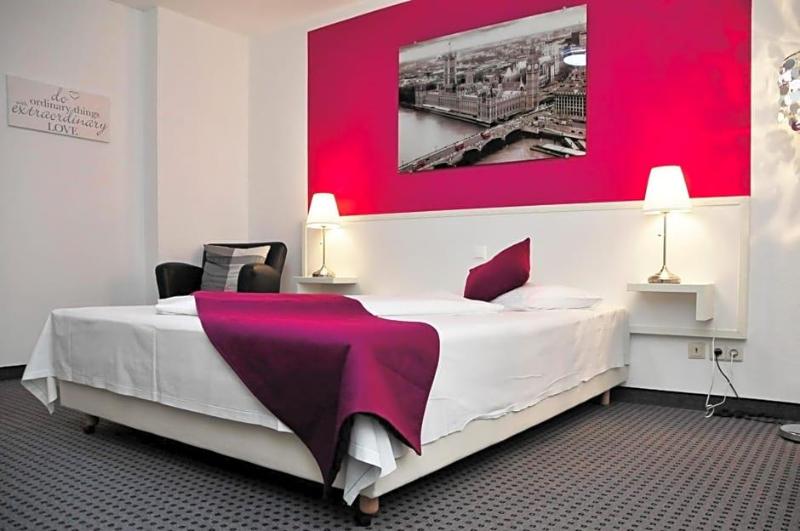 Hotel Zum Brunnen image