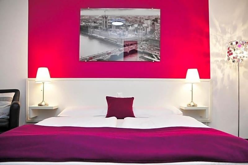 Hotel Zum Brunnen image