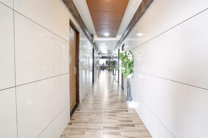 Fabhotel Galaxy I image