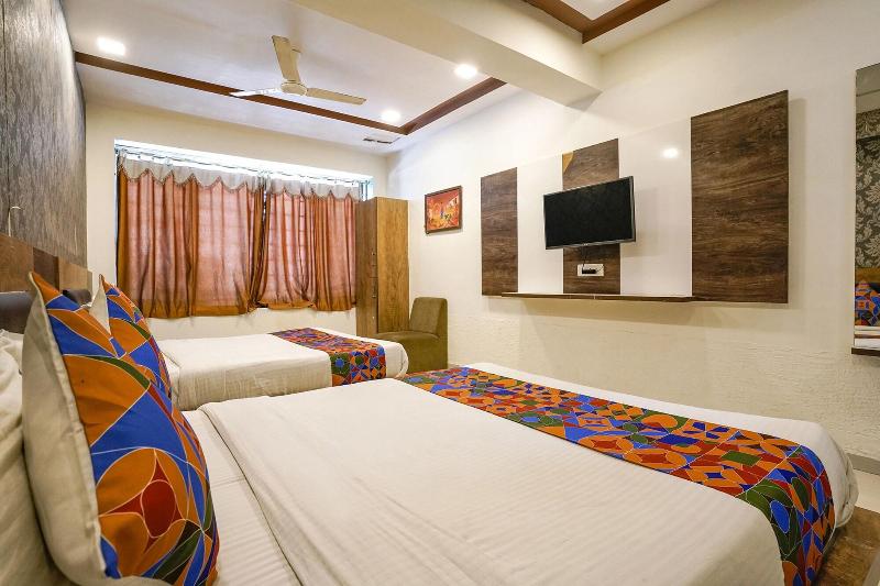 Fabhotel Galaxy I image