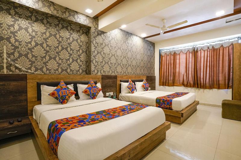 Fabhotel Galaxy I image